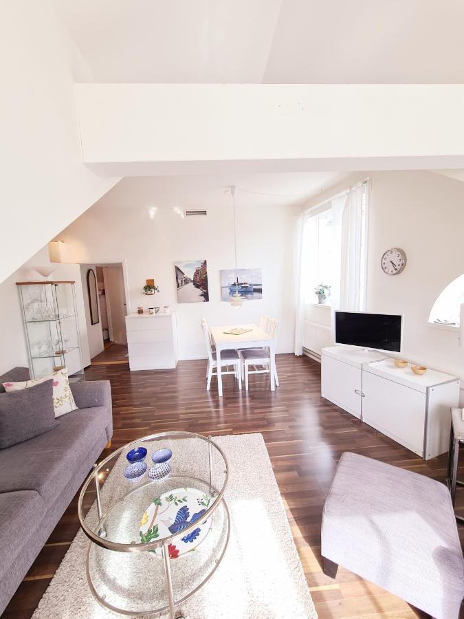 Roeda Magasinet Hotel Mariefred Kültér fotó